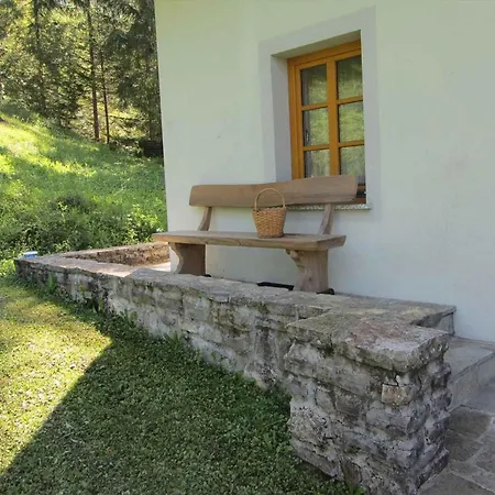 بيت للعطل Geraeumiges Inmitten Der By Interhome Dolenja Trebusa