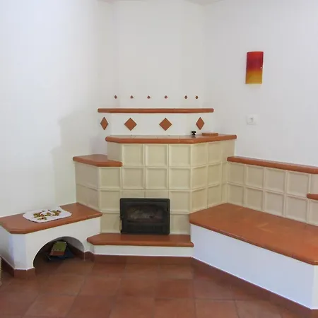 بيت للعطل Geraeumiges Inmitten Der By Interhome Dolenja Trebusa